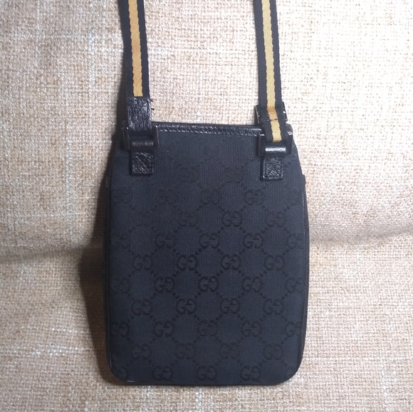 NEW Gucci GG Monogram Mini Crossbody Bag - Picture 3 of 9